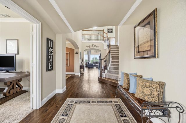 312 Waterford Lane, Sunnyvale, TX 75182