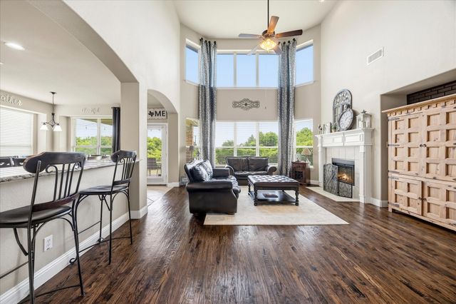 312 Waterford Lane, Sunnyvale, TX 75182