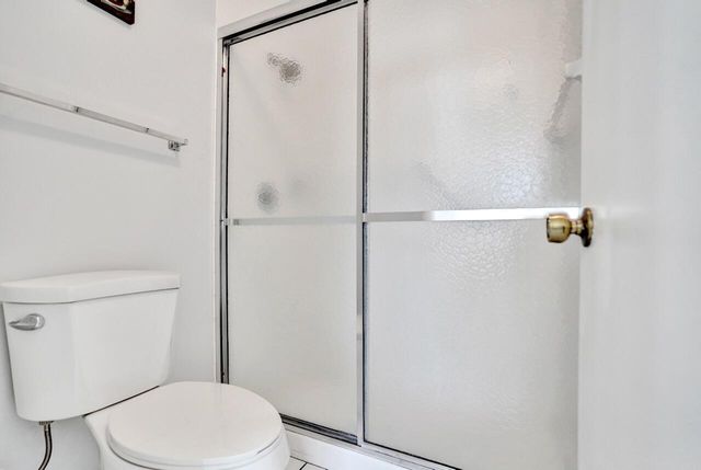 3373 Jog Park Drive, Greenacres, FL 33467