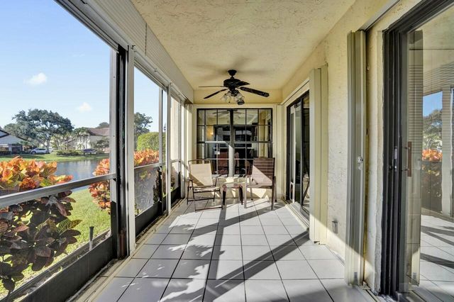 3373 Jog Park Drive, Greenacres, FL 33467