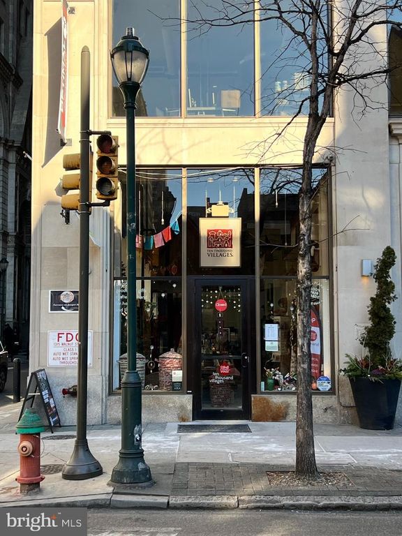1315 WALNUT ST, Philadelphia, PA 19107