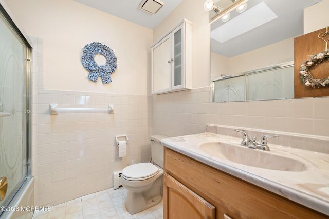 24 Santiago Drive W, Toms River, NJ 08757