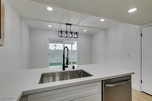 1243 West Monroe Avenue, Las Vegas, NV 89106