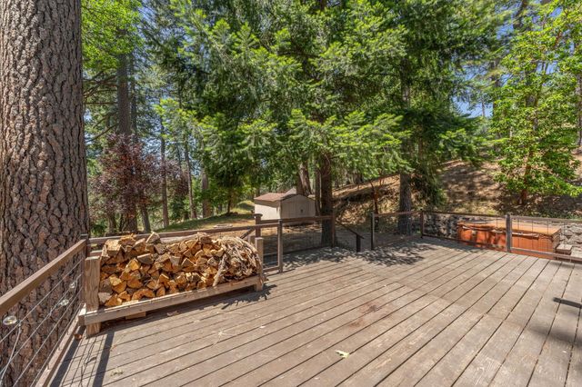 5341 Edelweiss Way, Pollock Pines, CA 95726
