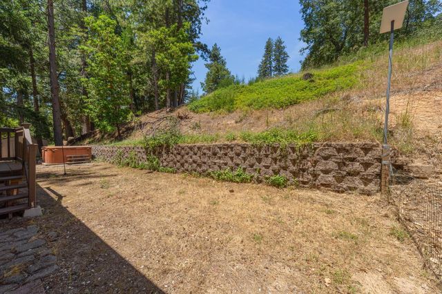 5341 Edelweiss Way, Pollock Pines, CA 95726