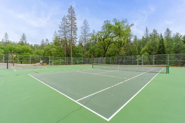5341 Edelweiss Way, Pollock Pines, CA 95726