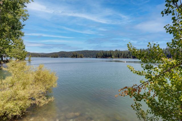 5341 Edelweiss Way, Pollock Pines, CA 95726