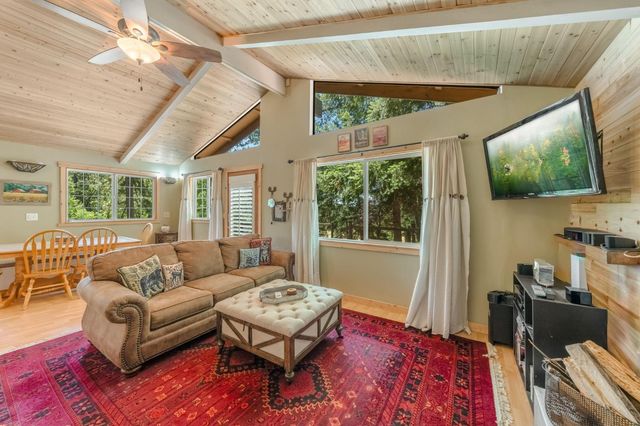 5341 Edelweiss Way, Pollock Pines, CA 95726