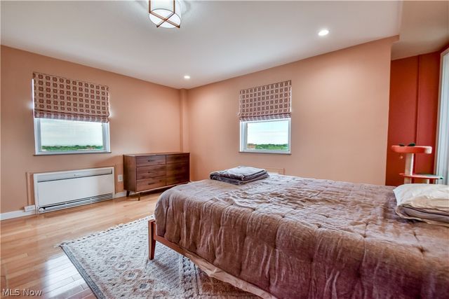 13800 Shaker Boulevard 1102, Cleveland, OH 44120