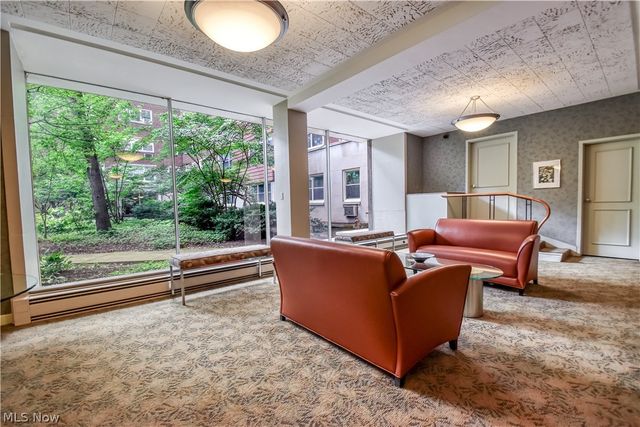13800 Shaker Boulevard 1102, Cleveland, OH 44120