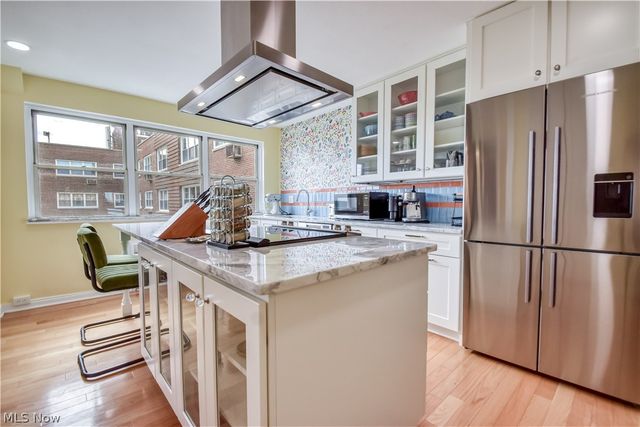 13800 Shaker Boulevard 1102, Cleveland, OH 44120