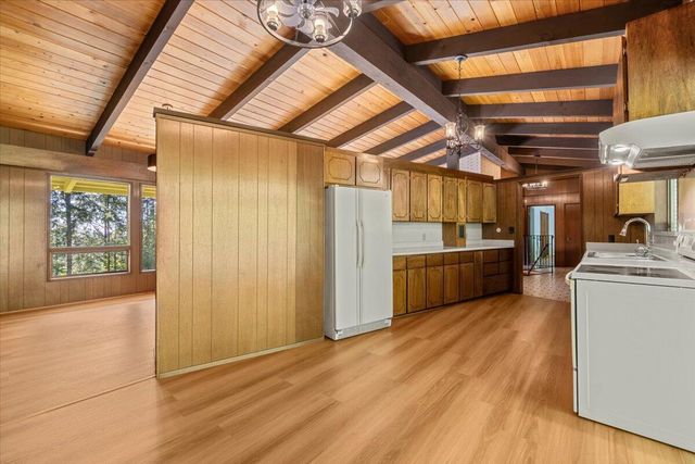 3500 Hadley Place, Bayside South, CA 95524