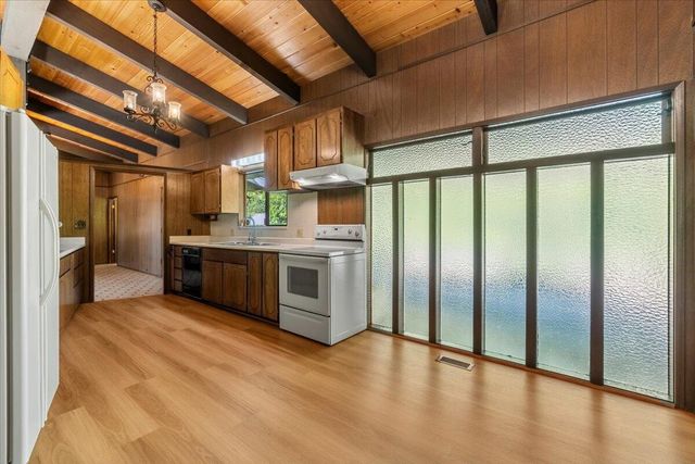 3500 Hadley Place, Bayside South, CA 95524