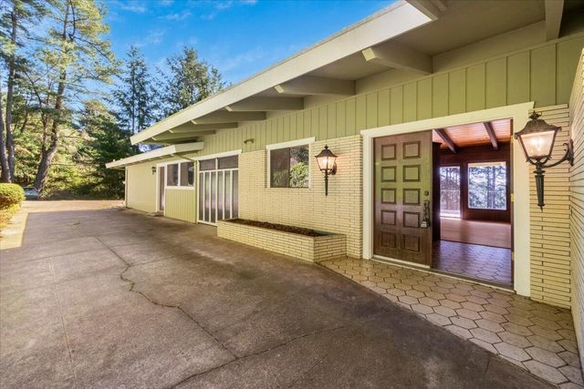 3500 Hadley Place, Bayside South, CA 95524