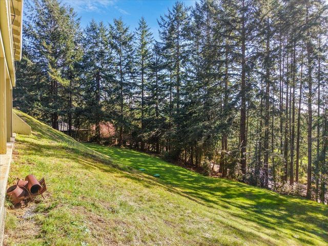 3500 Hadley Place, Bayside South, CA 95524