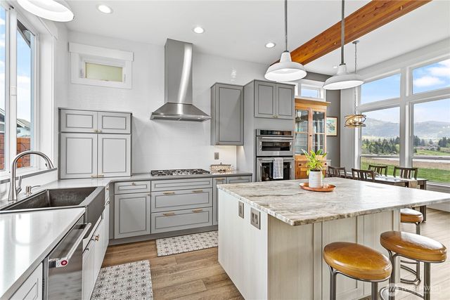 2529 Mount Baker Highway, Bellingham, WA 98226