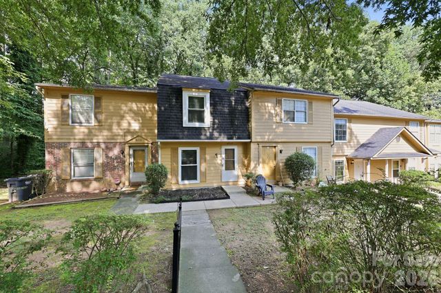 4033 Briarhill Drive, Charlotte, NC 28215