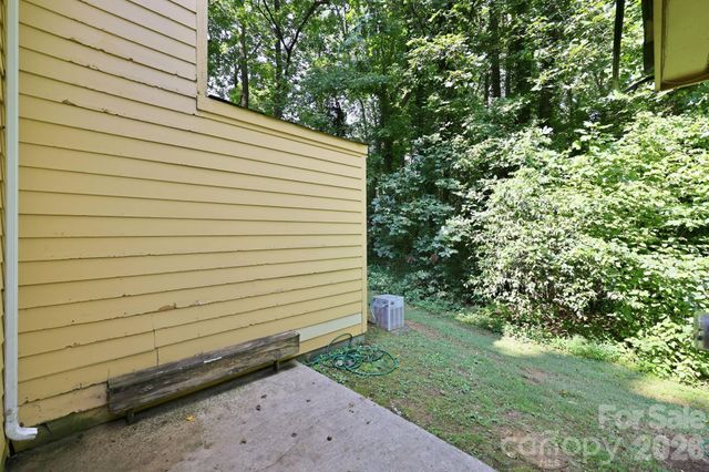 4033 Briarhill Drive, Charlotte, NC 28215