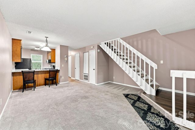 4033 Briarhill Drive, Charlotte, NC 28215