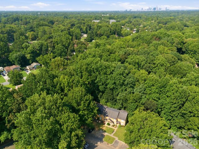 4033 Briarhill Drive, Charlotte, NC 28215