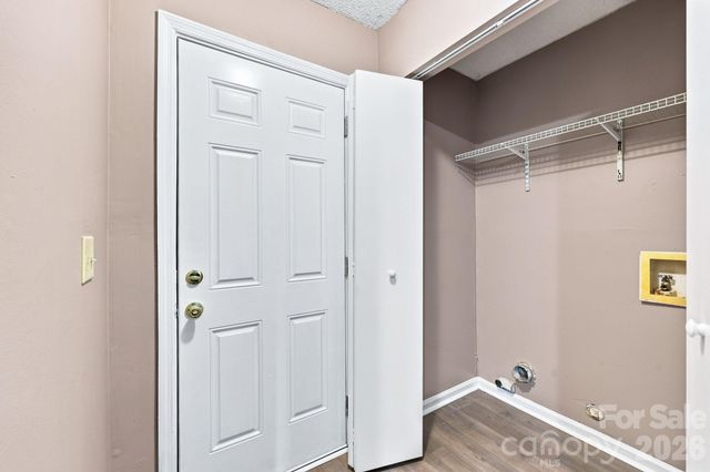 4033 Briarhill Drive, Charlotte, NC 28215