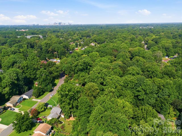 4033 Briarhill Drive, Charlotte, NC 28215