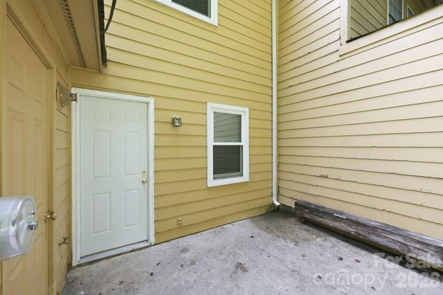 4033 Briarhill Drive, Charlotte, NC 28215