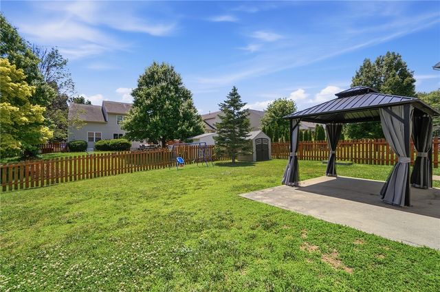 450 Bishea Court, Fairborn, OH 45324