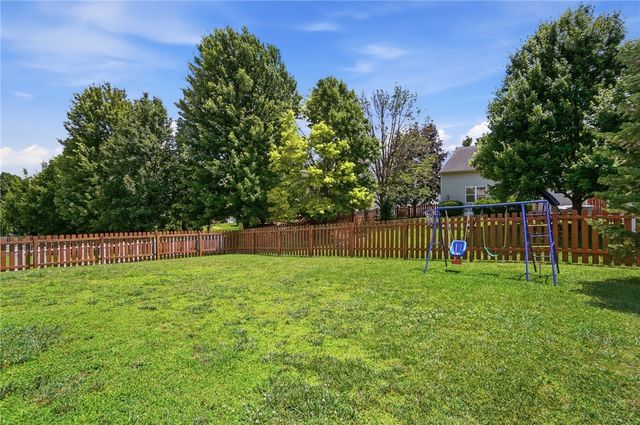 450 Bishea Court, Fairborn, OH 45324