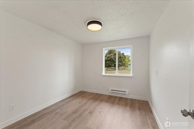 1113 E 61st Street, Tacoma, WA 98404