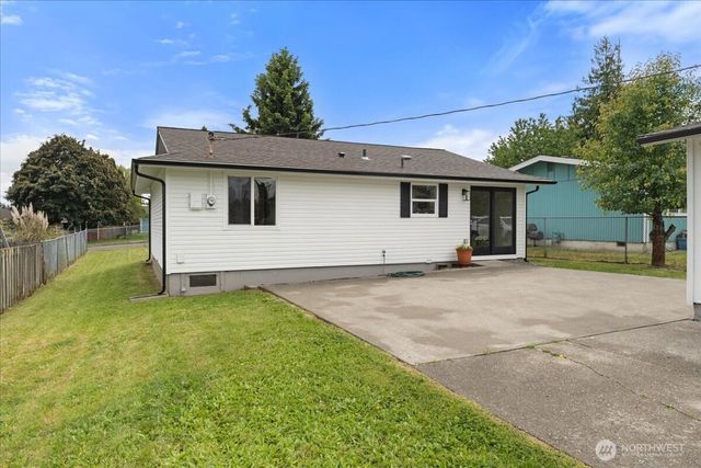 1113 E 61st Street, Tacoma, WA 98404