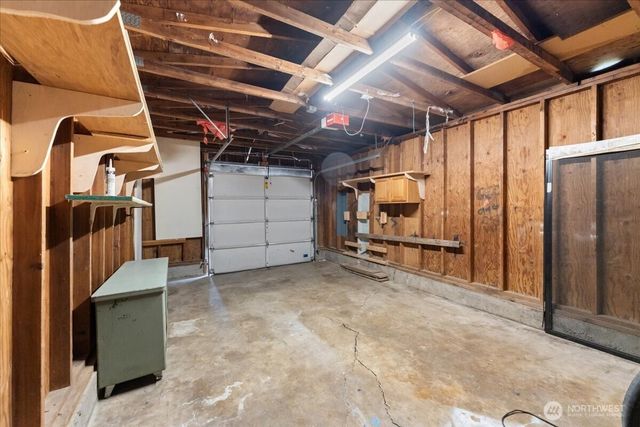 1113 E 61st Street, Tacoma, WA 98404
