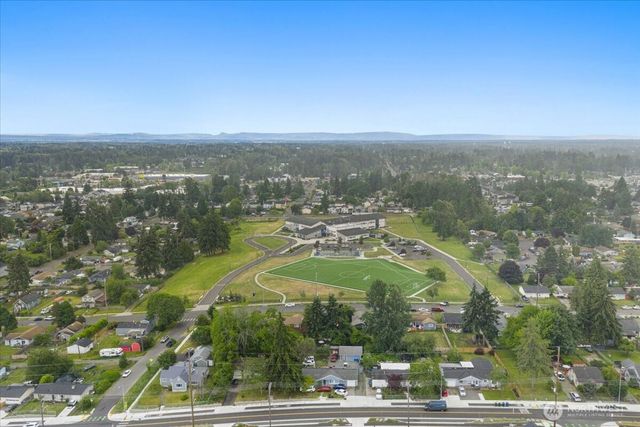 1113 E 61st Street, Tacoma, WA 98404
