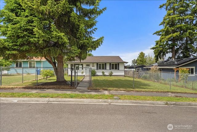 1113 E 61st Street, Tacoma, WA 98404