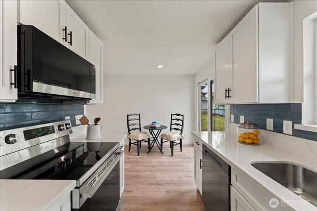 1113 E 61st Street, Tacoma, WA 98404
