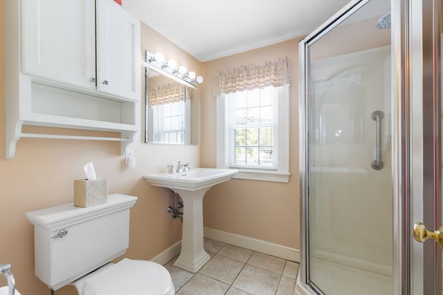 42 Hawthorn Ave, Needham, MA 02492