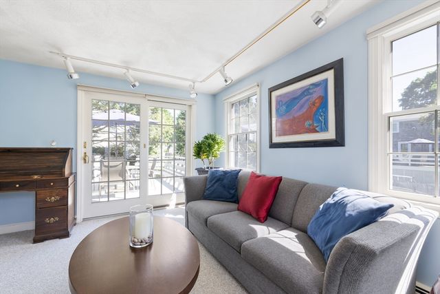 42 Hawthorn Ave, Needham, MA 02492