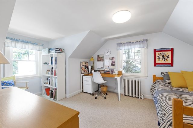 42 Hawthorn Ave, Needham, MA 02492