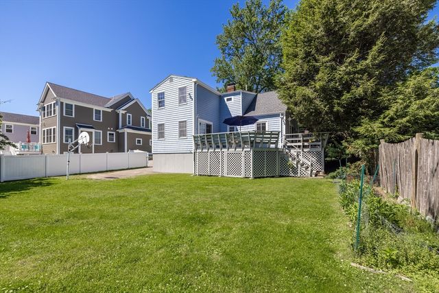 42 Hawthorn Ave, Needham, MA 02492