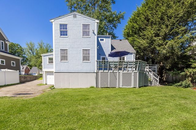 42 Hawthorn Ave, Needham, MA 02492