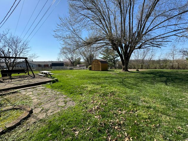 61 Emmons Drive, Flemingsburg, KY 41041