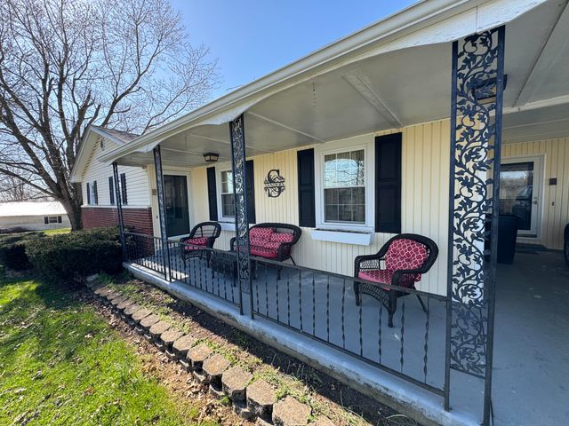 61 Emmons Drive, Flemingsburg, KY 41041