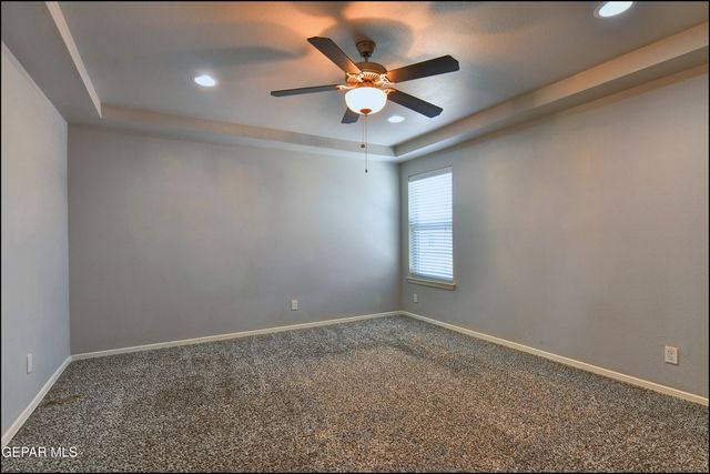 533 GINGER FRANCIS Lane, El Paso, TX 79938