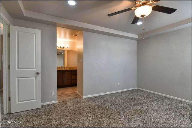 533 GINGER FRANCIS Lane, El Paso, TX 79938