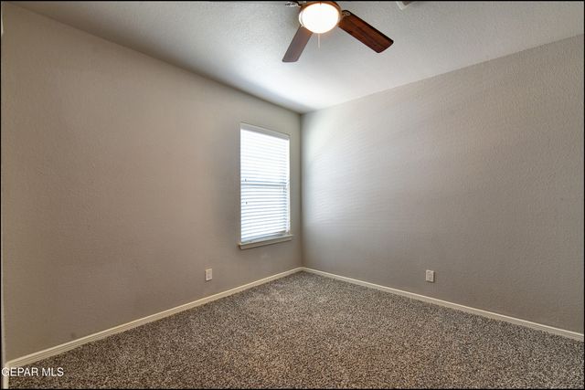 533 GINGER FRANCIS Lane, El Paso, TX 79938