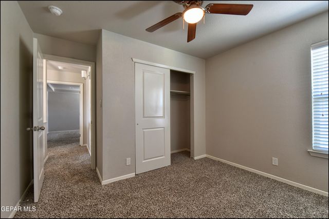 533 GINGER FRANCIS Lane, El Paso, TX 79938