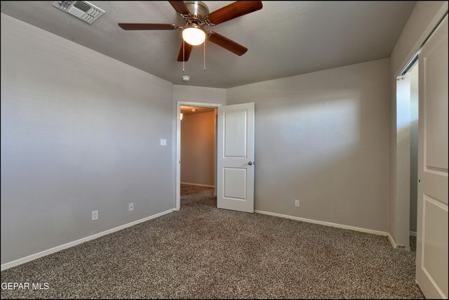 533 GINGER FRANCIS Lane, El Paso, TX 79938