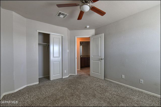 533 GINGER FRANCIS Lane, El Paso, TX 79938