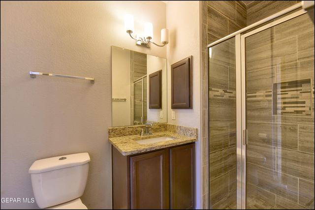 533 GINGER FRANCIS Lane, El Paso, TX 79938
