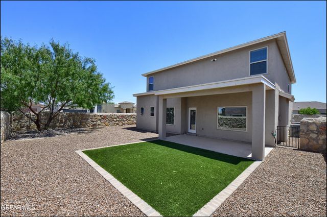 533 GINGER FRANCIS Lane, El Paso, TX 79938